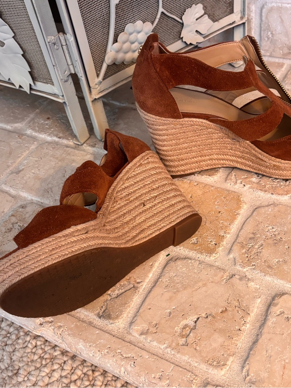 Michael Kors Damita - Picture 2 of 5